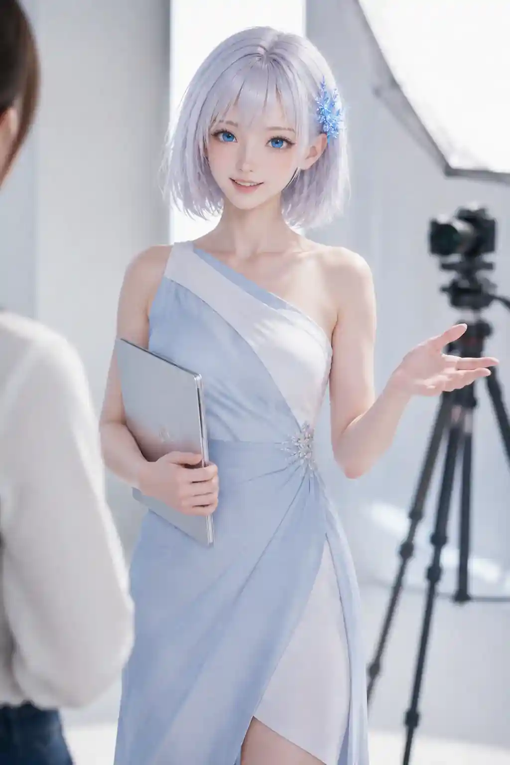 明るい撮影スタジオで新しいモデル企画について自然に対話するLAPIS